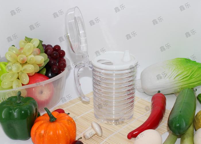實用與美學并存 鑫樂新款塑料油壺，為您的廚房生活添彩